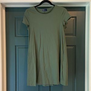 Olive green Gap T-shirt dress, size S with pockets